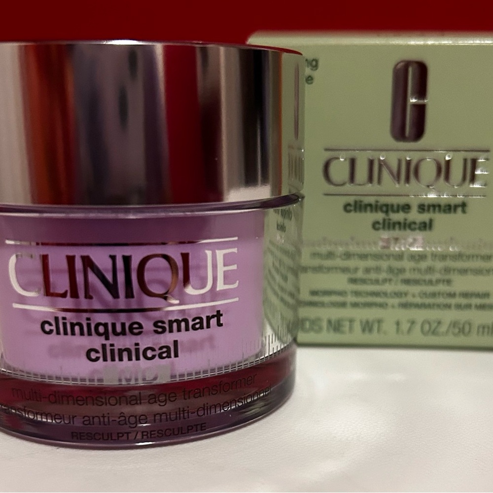 Clinique Smart Clinical Multi-Dimensional Age Transformer